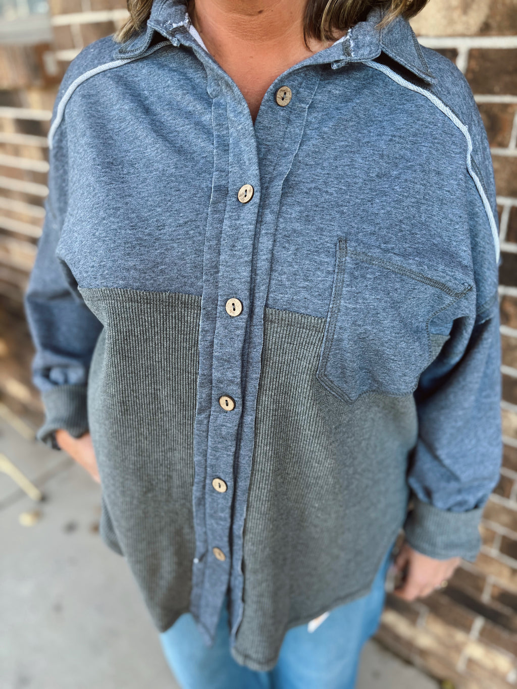 Weekend Wander Jacket - Charcoal