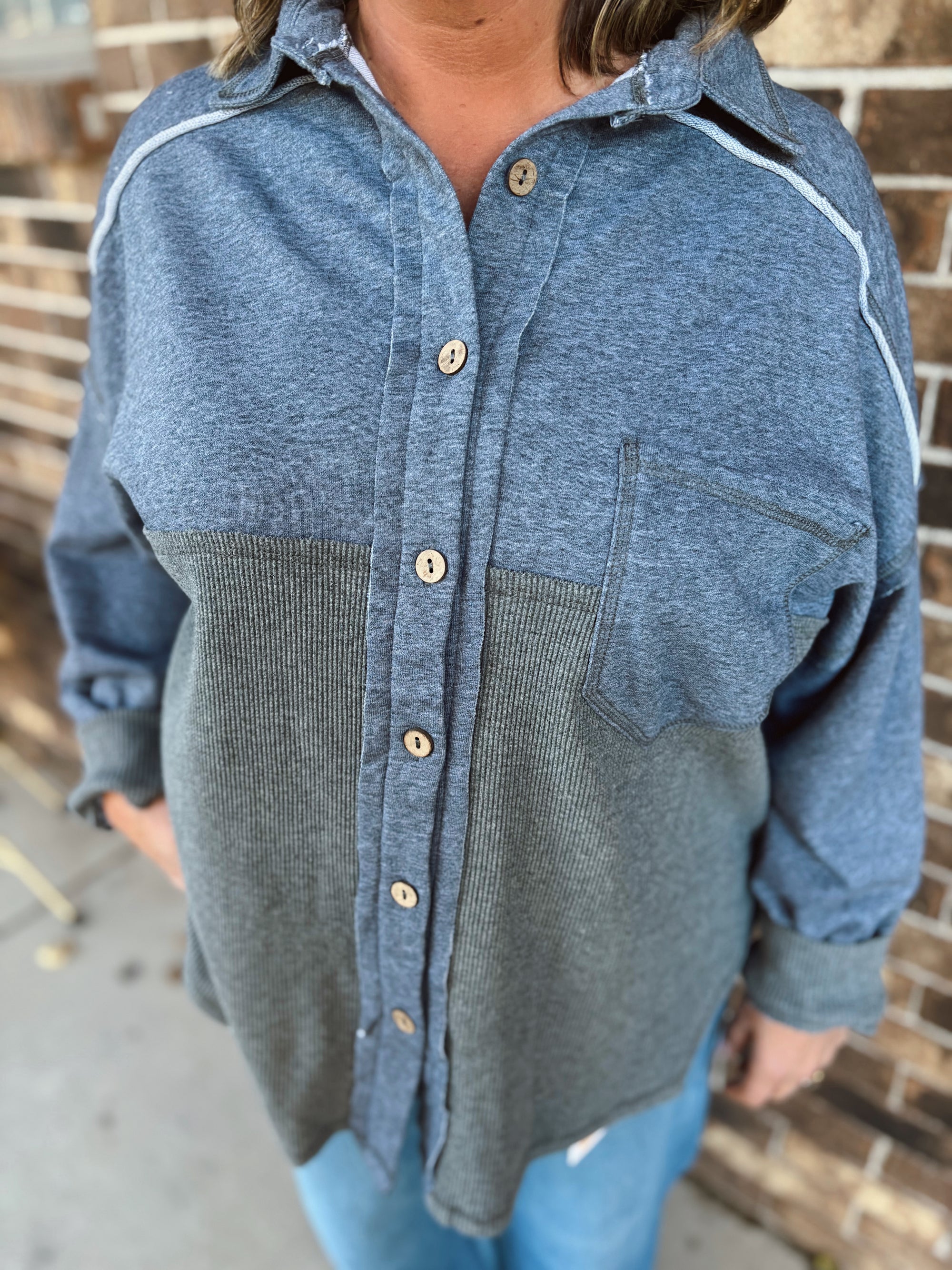 Weekend Wander Jacket - Charcoal