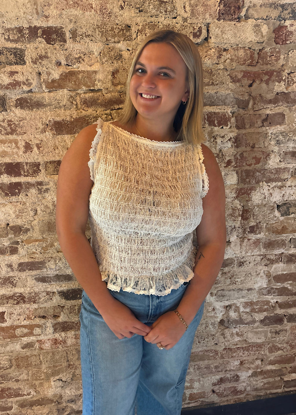 Sweet Lace Trim Sleeveless Top