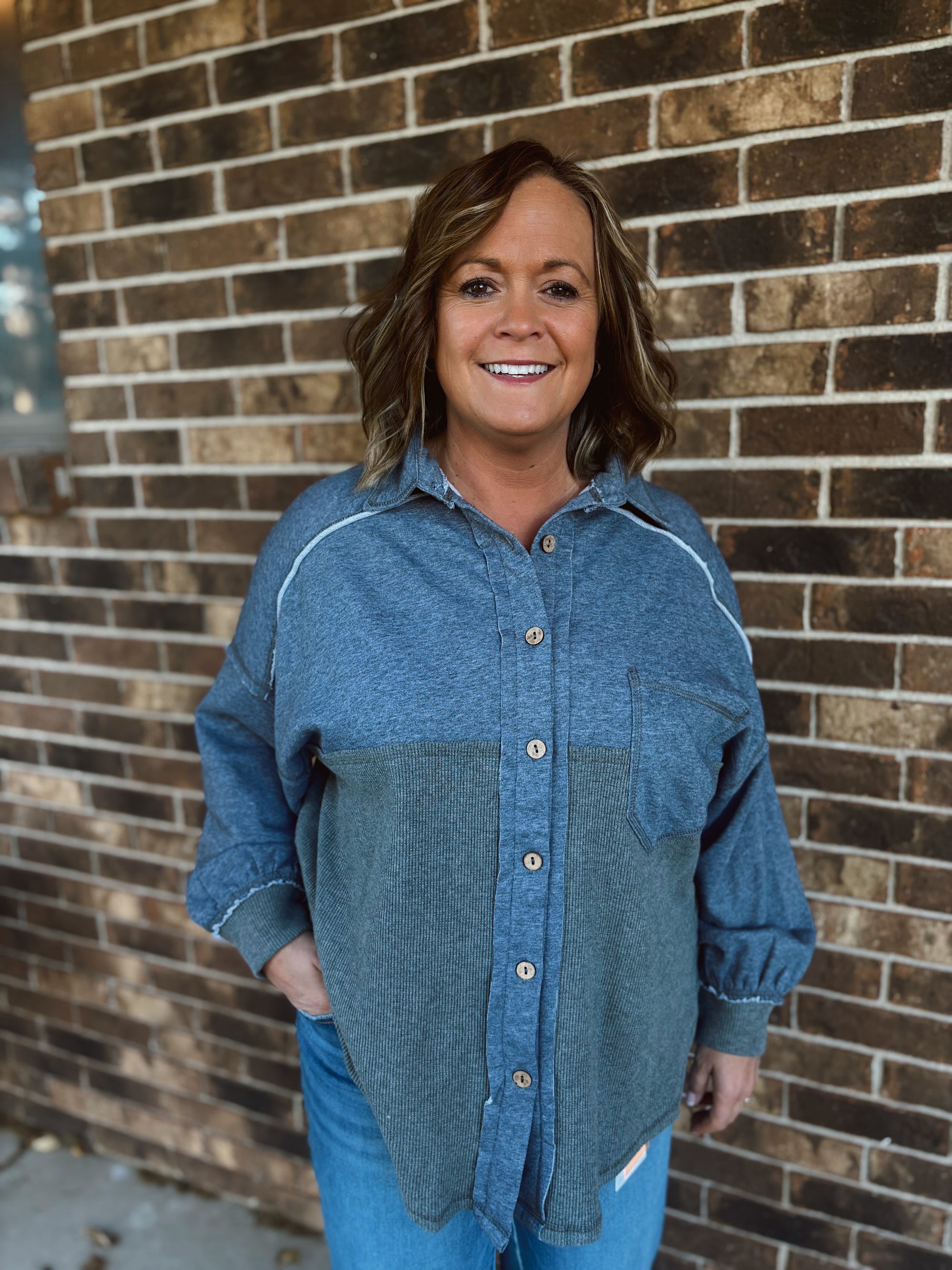 Weekend Wander Jacket - Charcoal