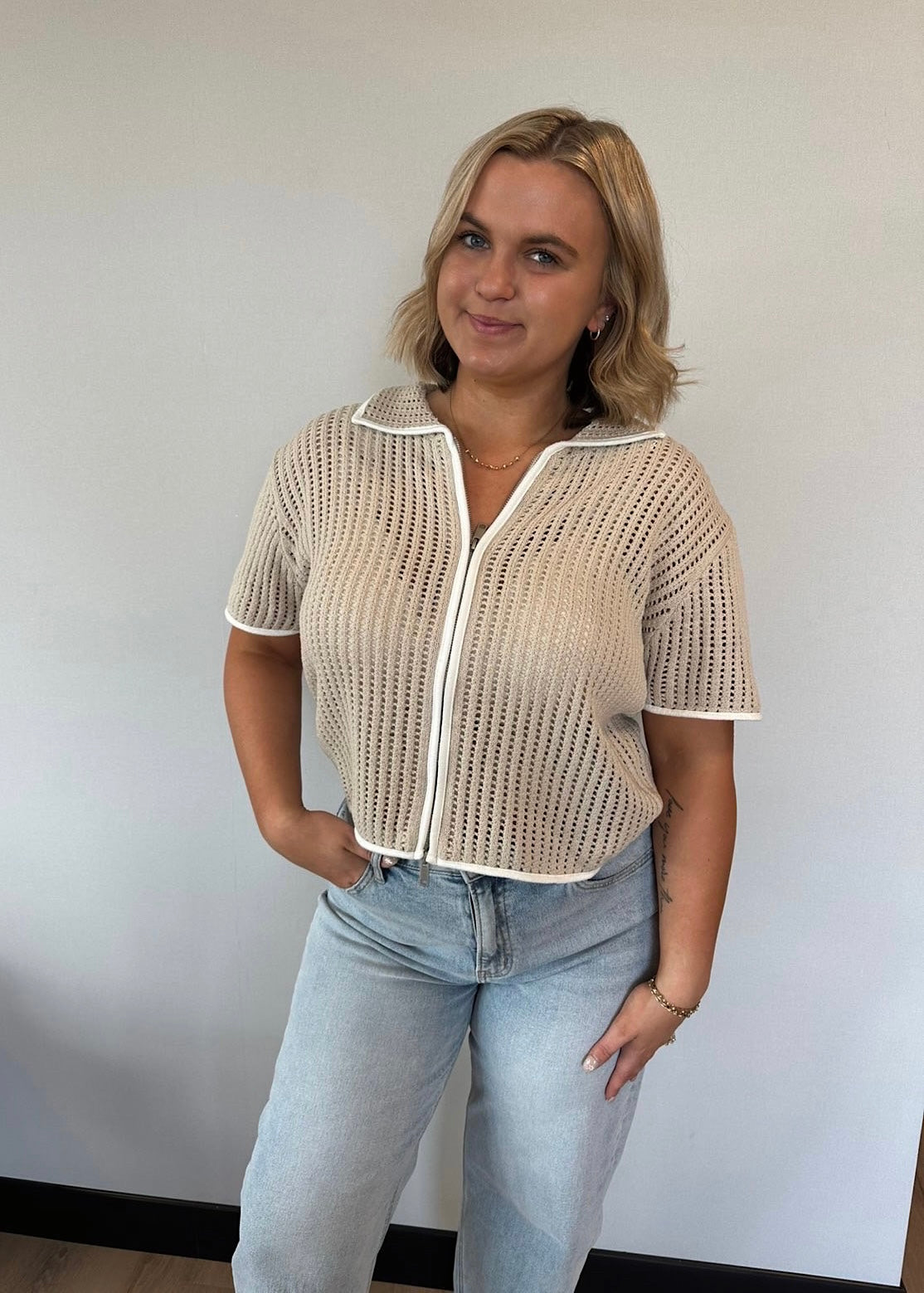 Sandstone Textured Zip