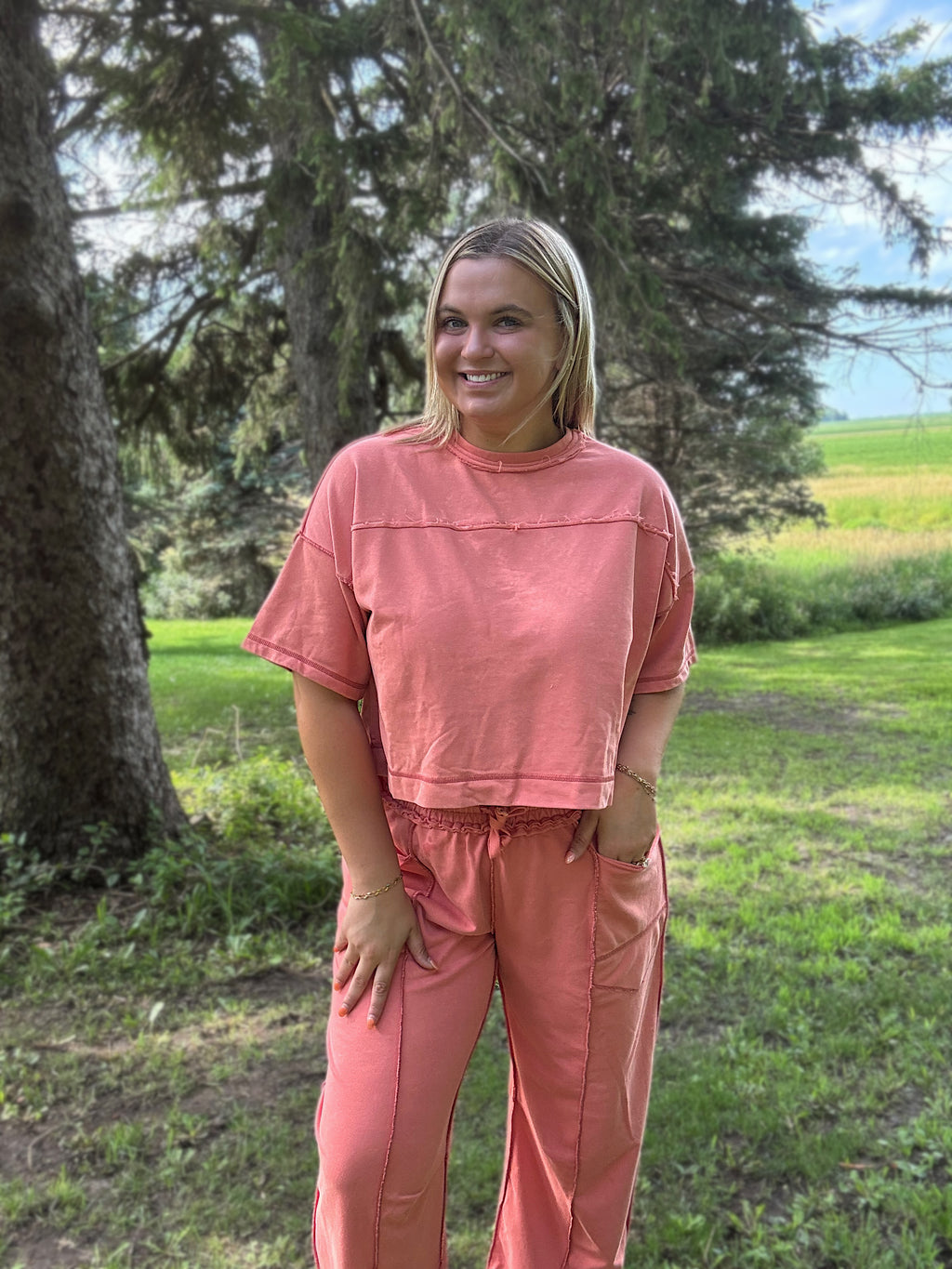 Coral Cropped Easy Set