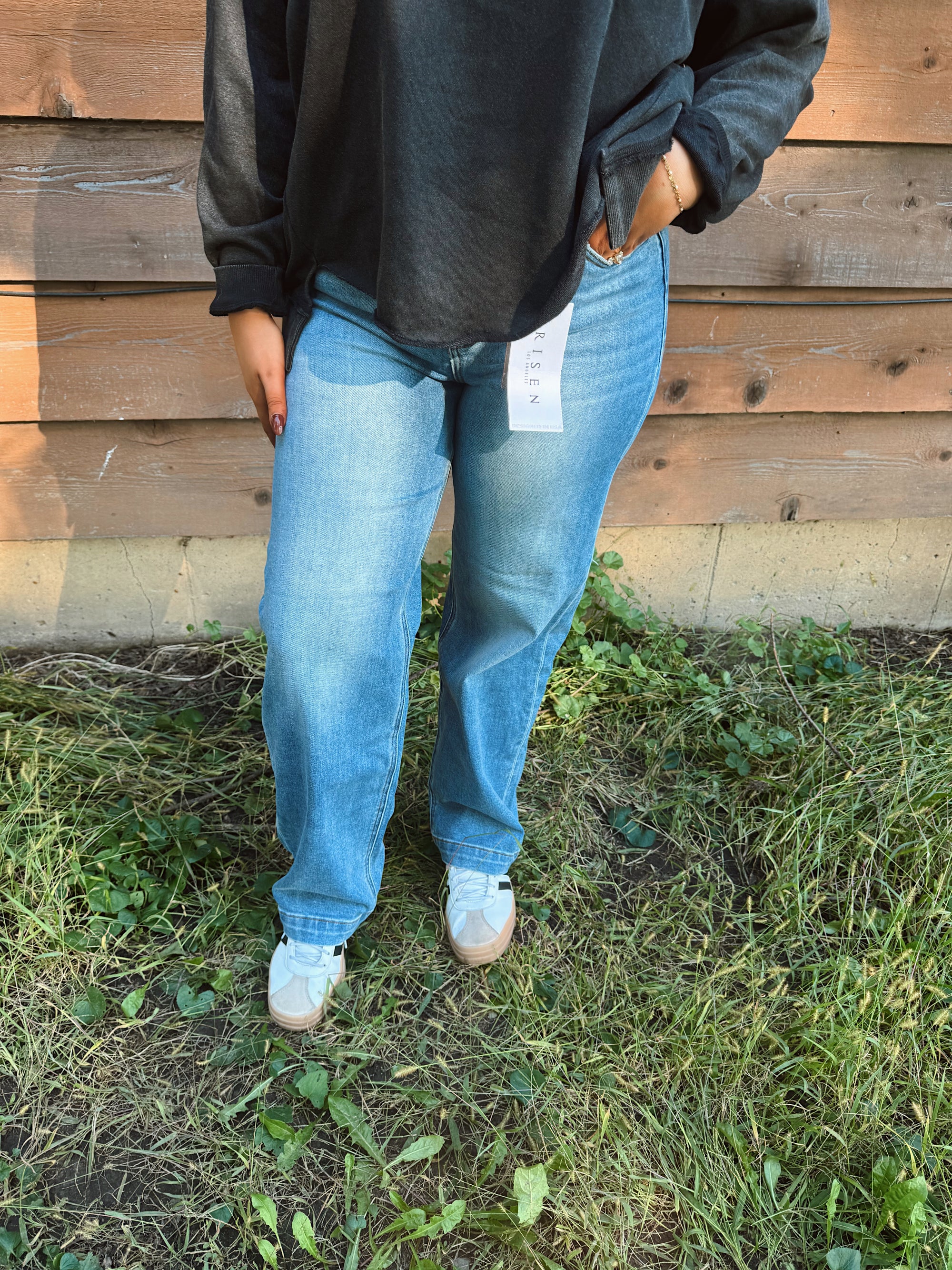 Risen High Rise Wide Baggy Jeans