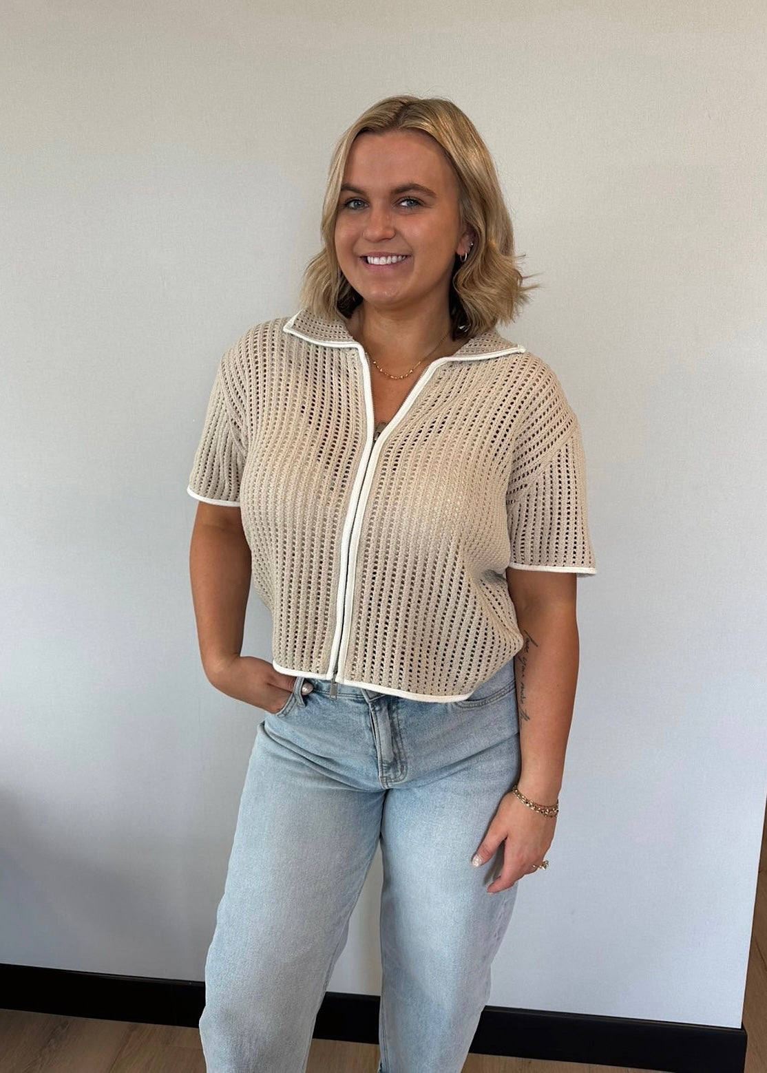 Sandstone Textured Zip